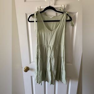 Pale green dress. Never worn. Size small. Like new condition.